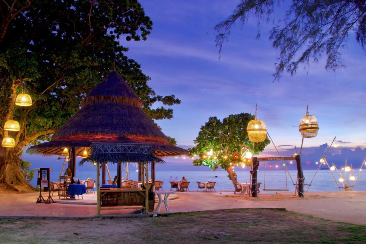 Beach Bungalow At Lanta Resort Ко-Ланта Екстер'єр фото