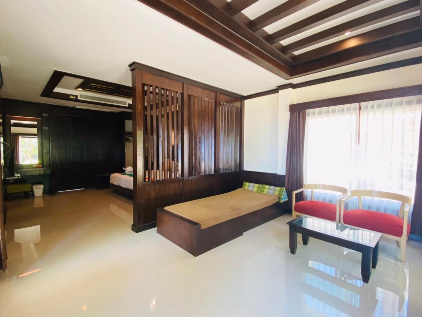 Beach Bungalow At Lanta Resort Ко-Ланта Екстер'єр фото