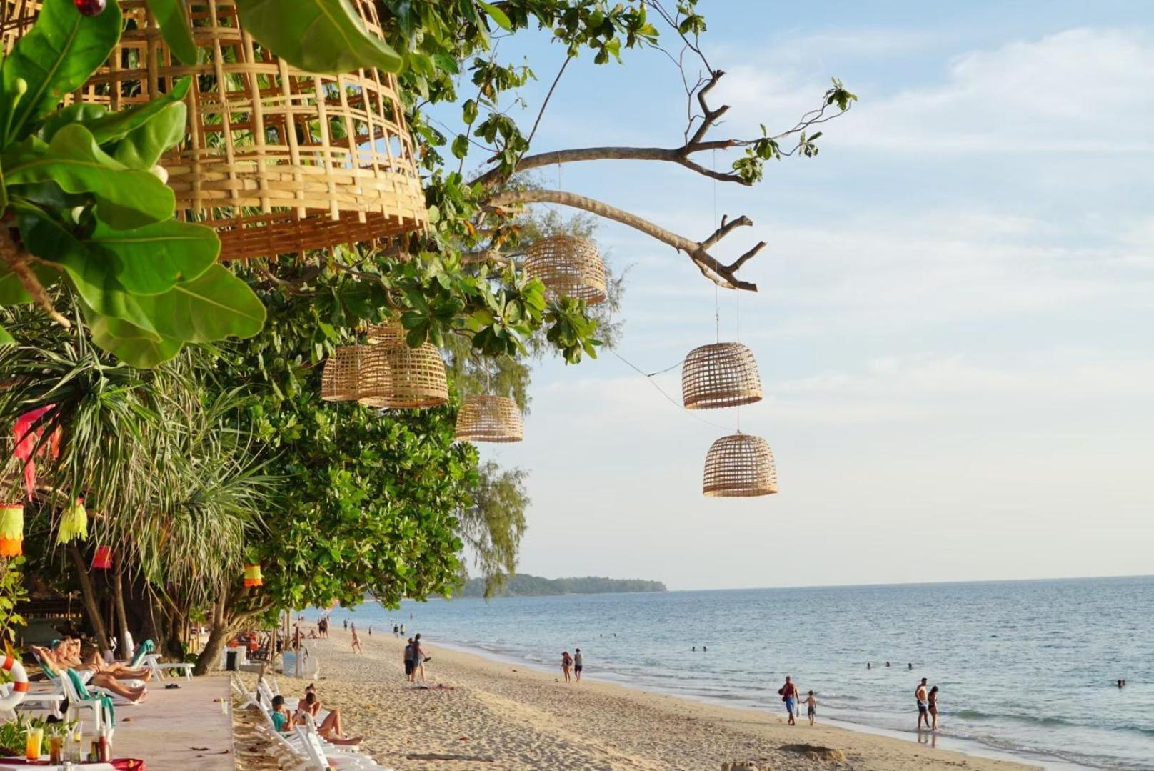 Beach Bungalow At Lanta Resort Ко-Ланта Екстер'єр фото